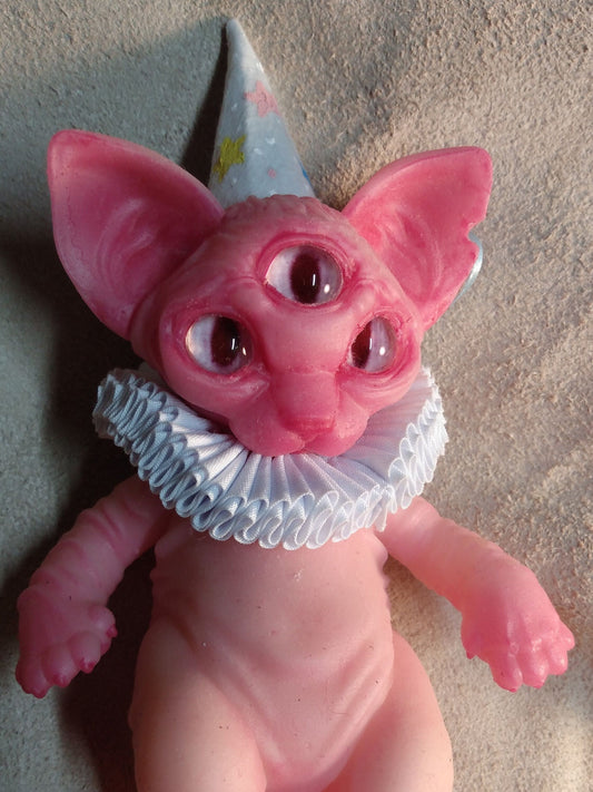 Psychic Sphynx 3 Eyed Cat Kitten variant